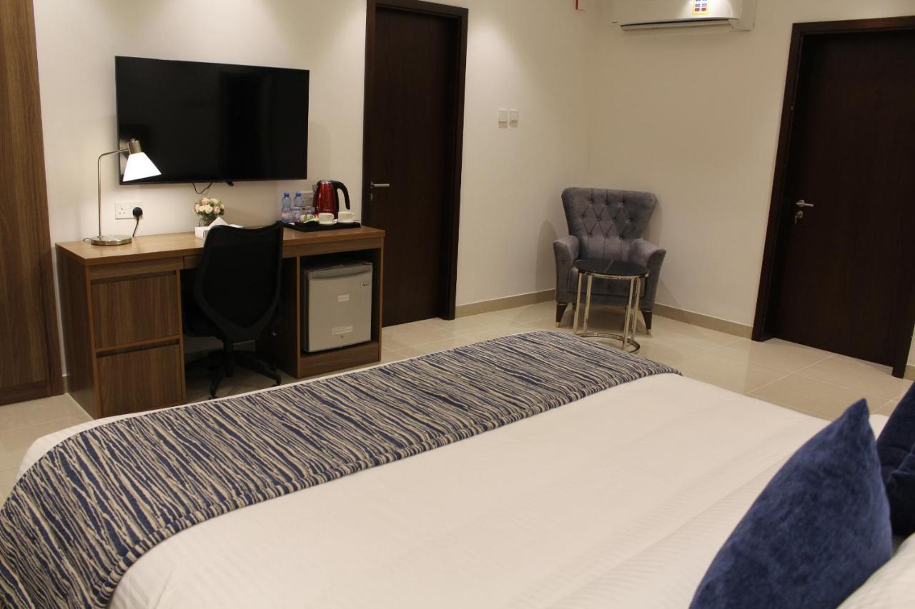 Duqm Express Hotel Bagian luar foto