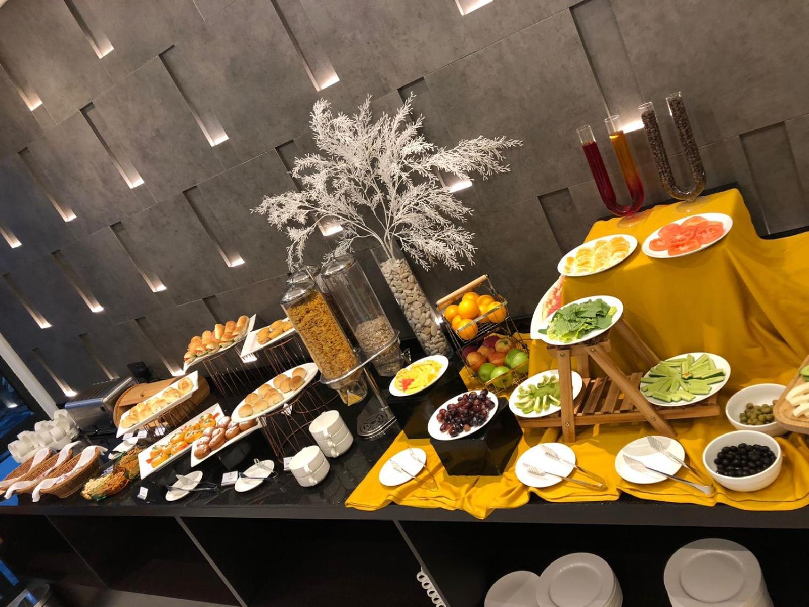 Duqm Express Hotel Bagian luar foto
